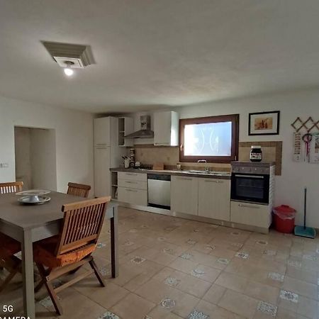 Casa Relax In Periferia Con Ingresso E Parcheggio Privato. Apartment Zimmardo Luaran gambar